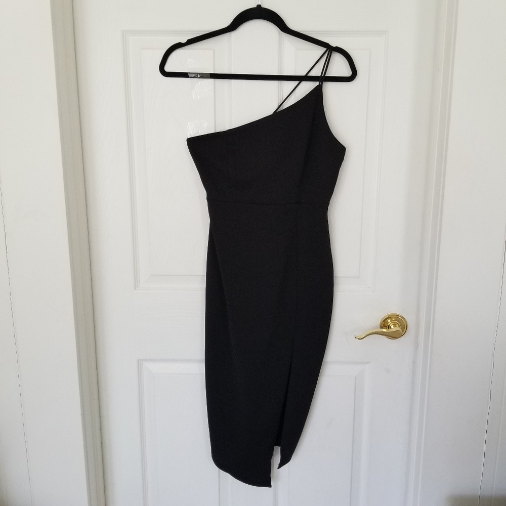 Fashion Nova asymmetrical one shoulder strap midi dress - Picture 3 of 11